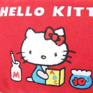 Hello Kitty Classic Zipper Pouch